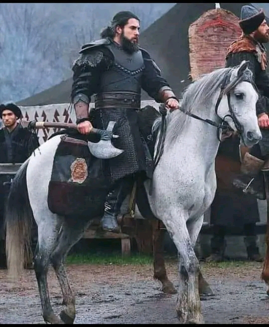 مختصر قصة العملاق تورغوت الب تاريخياً الحقيقية